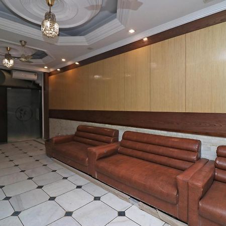 Oyo Flagship 19301 Mezbaan International Naka Hindola Hotel Lucknow Ngoại thất bức ảnh