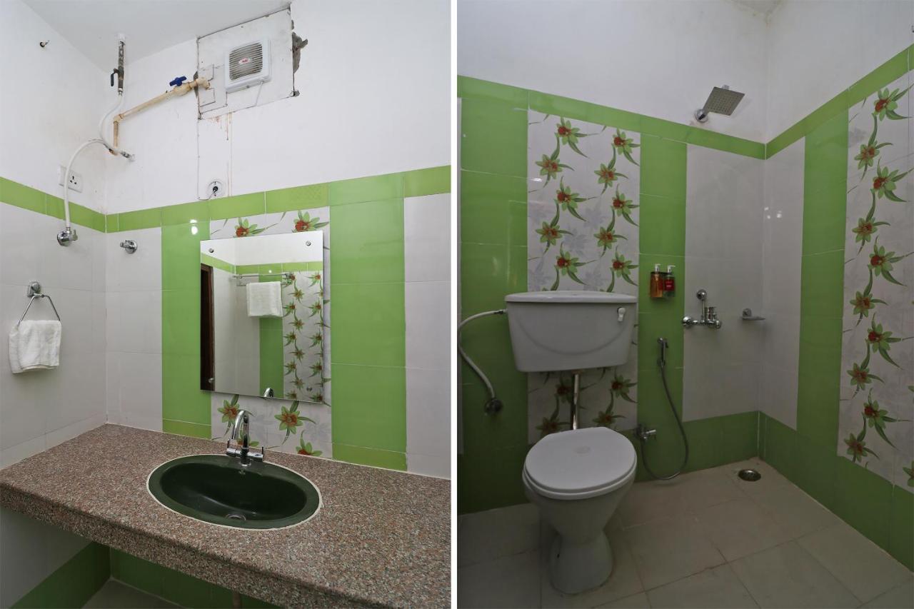 Oyo Flagship 19301 Mezbaan International Naka Hindola Hotel Lucknow Ngoại thất bức ảnh